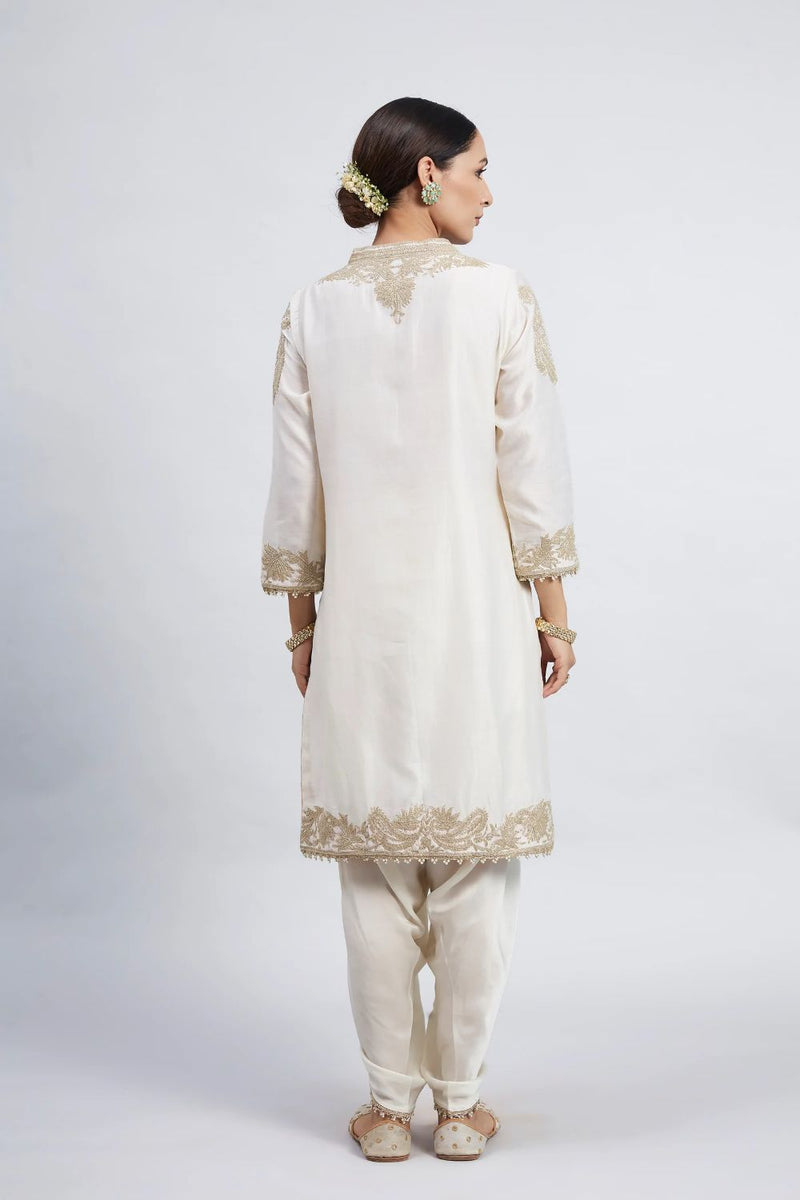 Aabish Short kurta with dhoti-Daisy Ivory silk by SHEETAL BATRA in ivory color for women Worldwide