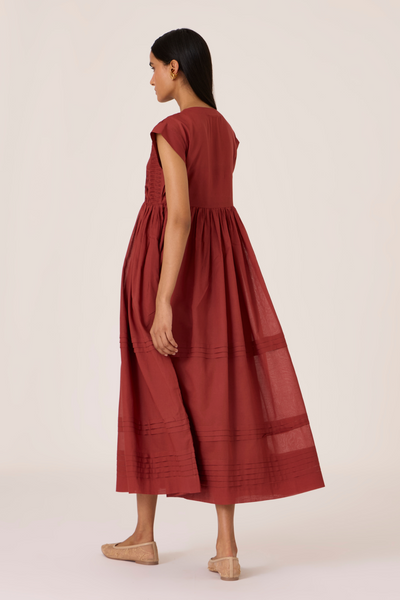 Aelia Umber Pleated Midi Dress