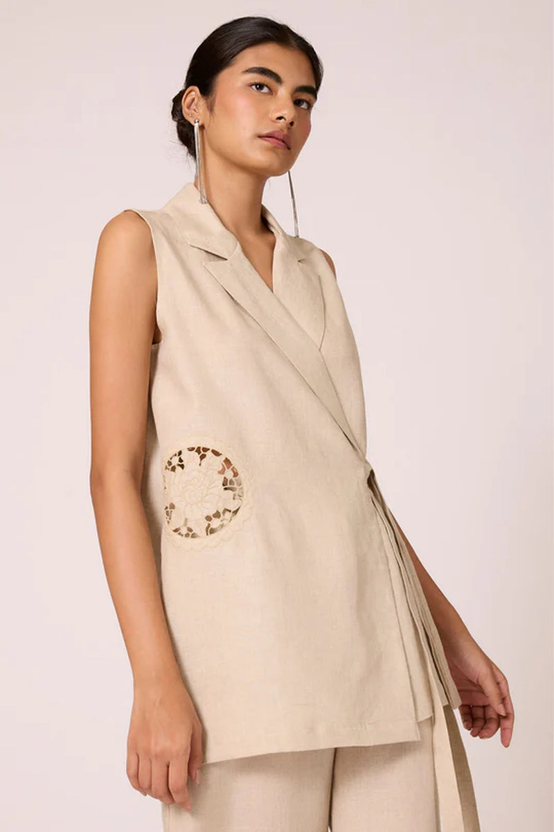 Agapi Top 100% linen top/shirt by The Summer House in beige for women Worldwide