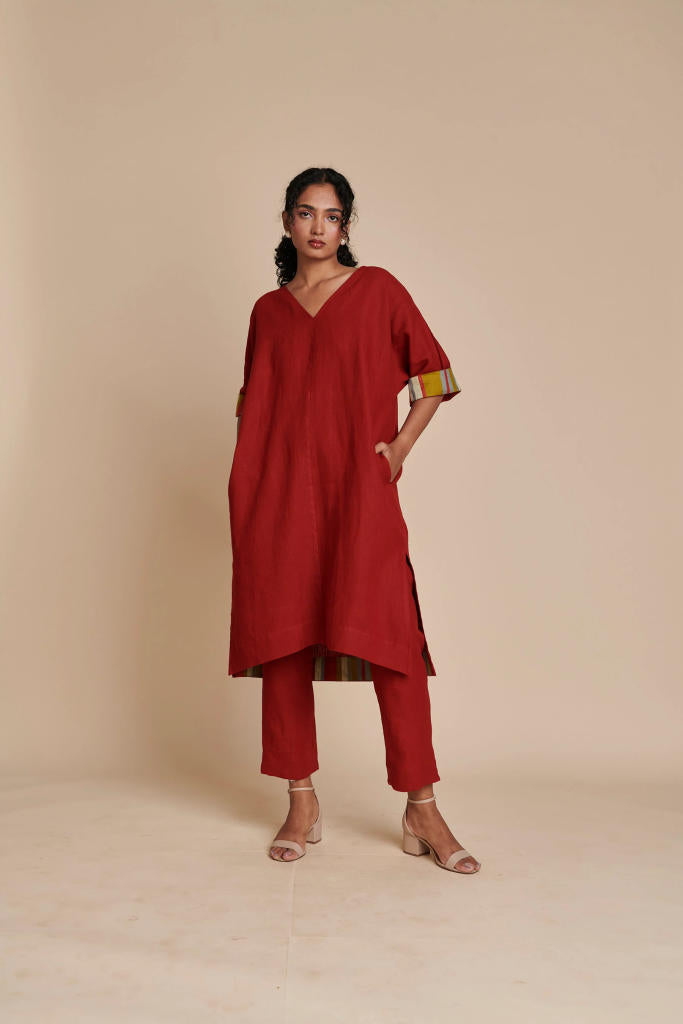 Anaar Linen Dolman Kurta Set linen by Saphed in red color for women Worldwide