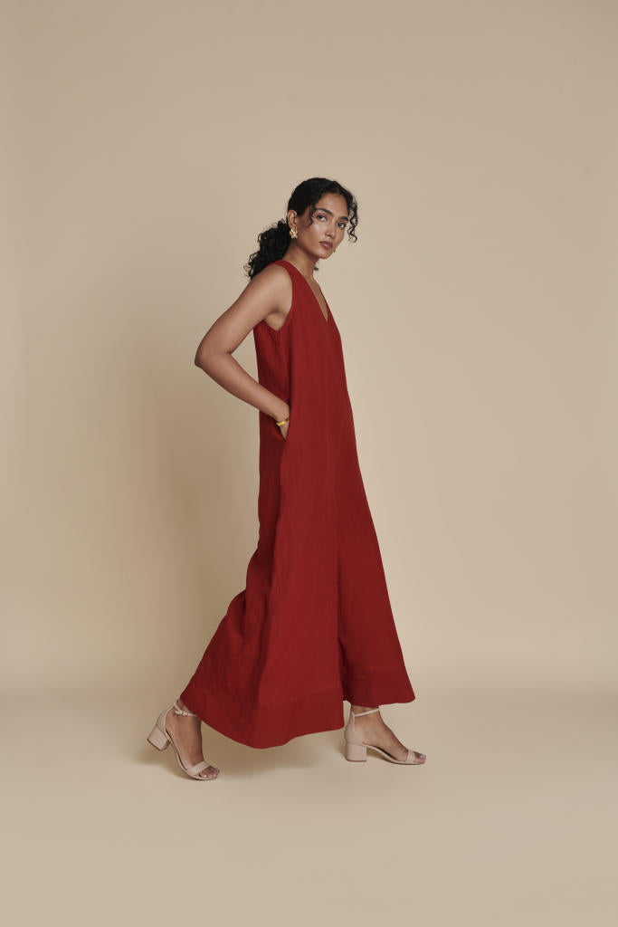 Anaar Linen Flared Jumpsuit linen by Saphed in red color for women Worldwide