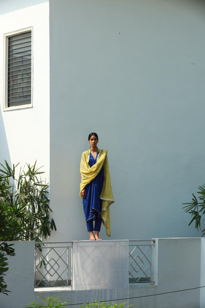 Arsh kurta-set cotton Kurta/Kurta Sets by Khara Kapas in blue for women Worldwide