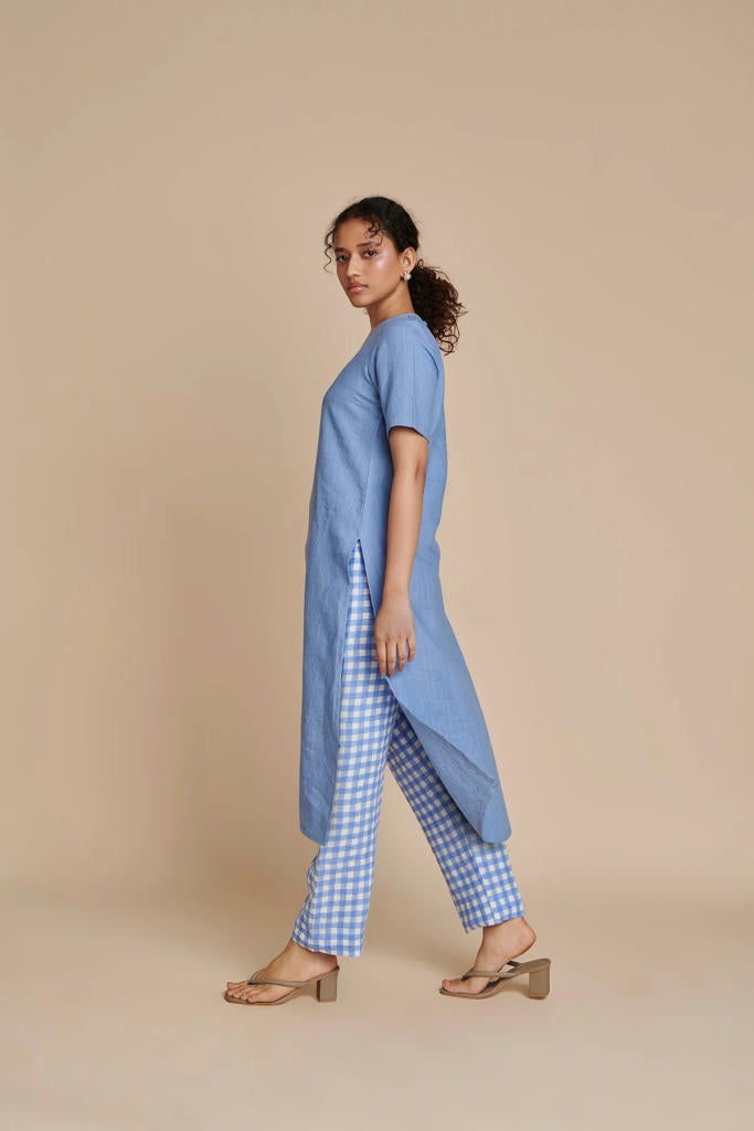 Ashwem Linen Half Sleeves Kurta Set linen by Saphed in blue color for women Worldwide