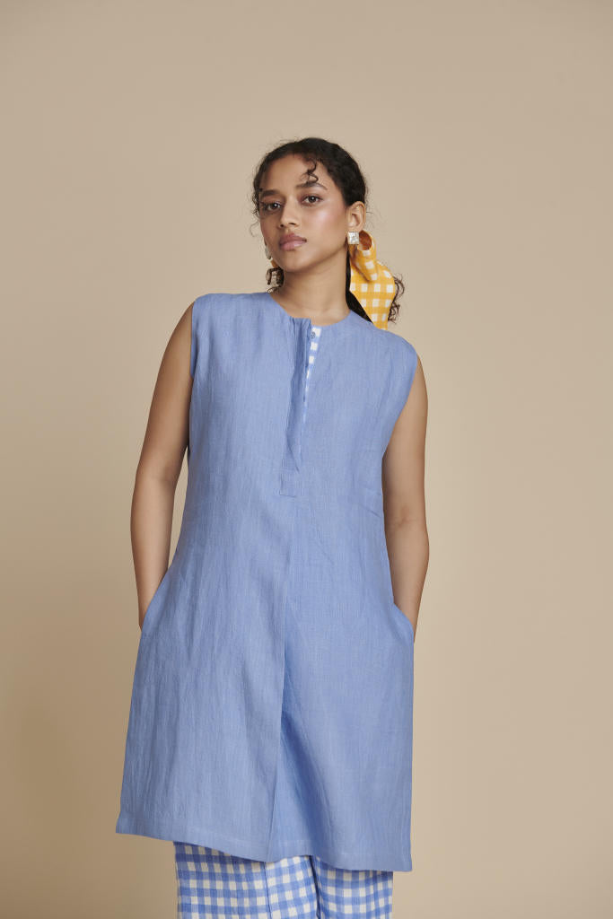 Ashwem Linen Sleeveless Kurta Set linen by Saphed in blue color for women Worldwide