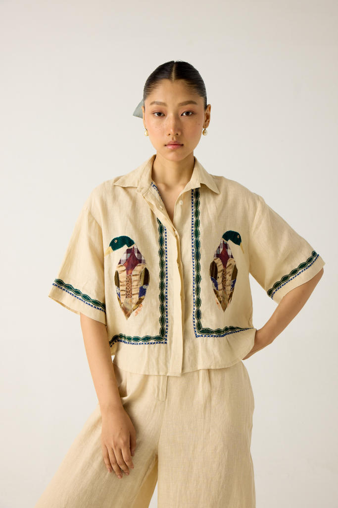 AVA SHIRT-IVORY DUCK APPLIQUE