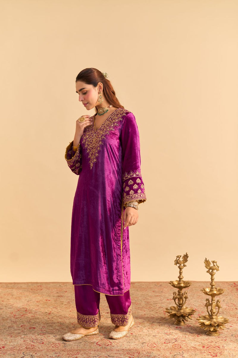 Aynaz - Deep Purple Kurta with Salwar and Dupatta by SHEETAL BATRA for women Worldwide