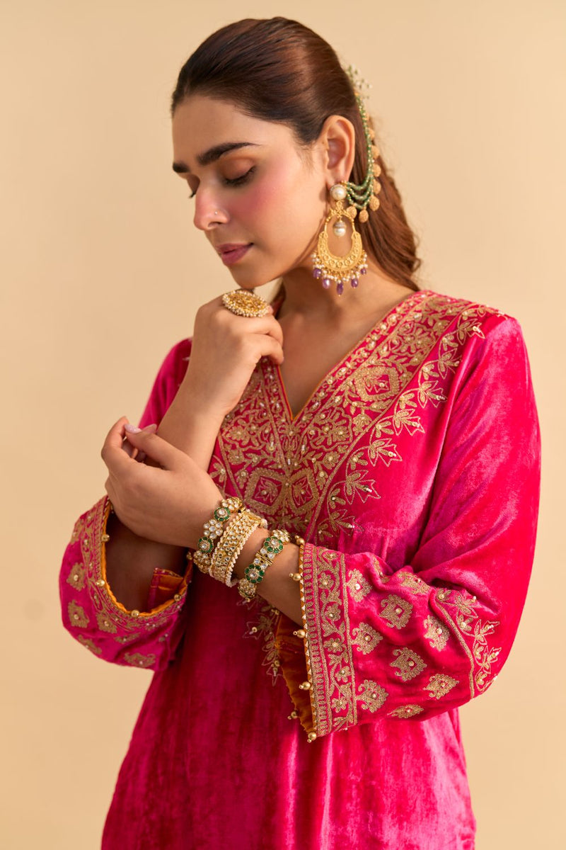 Aynaz - Hotpink Kurta with Salwar and Dupatta by SHEETAL BATRA for women Worldwide