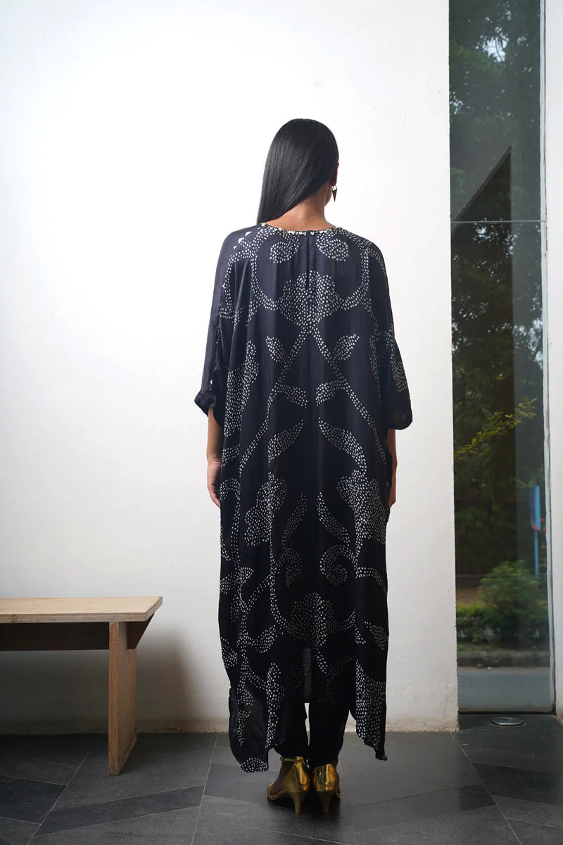 IKEBANA SET-black silk by Dyelogue in black color for women Worldwide