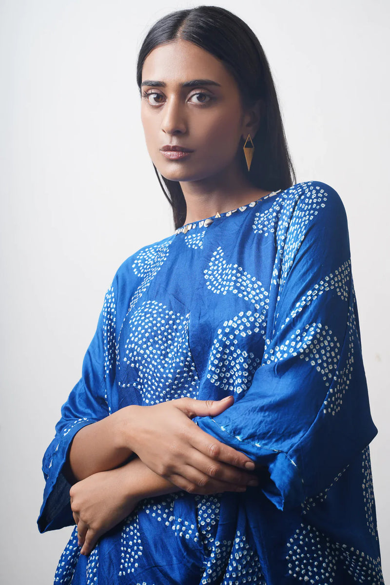 IKEBANA SET-blue silk by Dyelogue in blue color for women Worldwide