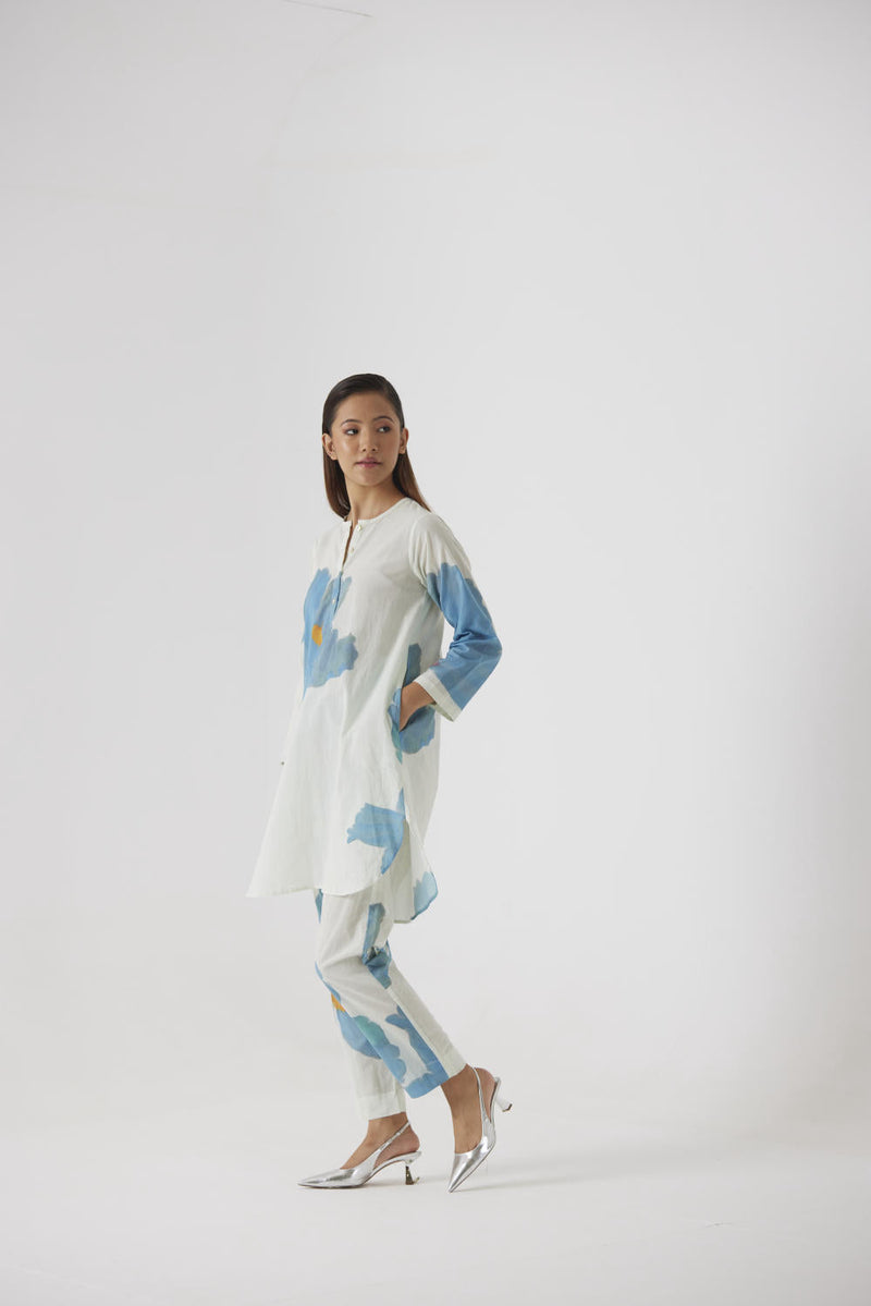 BLUE POPPIES SHORT KURTA SET cotton by Yam in white color for women Worldwide