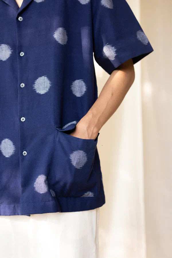 BOKEH BOXY RESORT SHIRT 100% cotton by Translate Men in blue color for men Worldwide