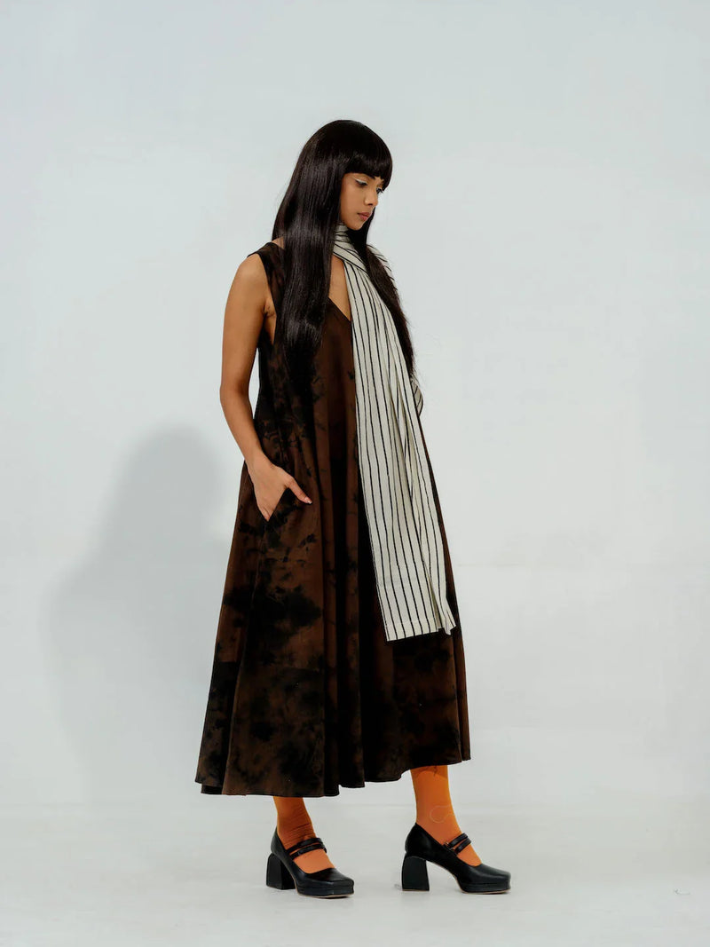 Bamboo Scarf cotton muslin scarf by Stoique in brown for women Worldwide