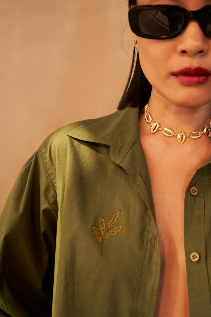 Be Kind Organic Cotton Shirt poplin by SUI in olive color for women Worldwide