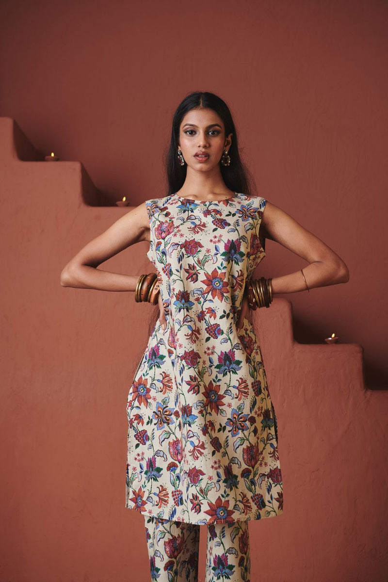 Beige Chintz Co Linen Sleeveless Fitted Kurta Set cotton by Saphed in beige color for women Worldwide
