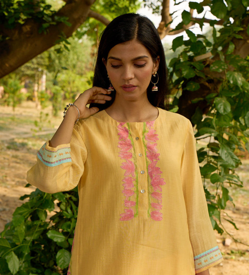 Bulbul Kurta Set-Yellow silk by Priti Prashant in yellow color for women Worldwide