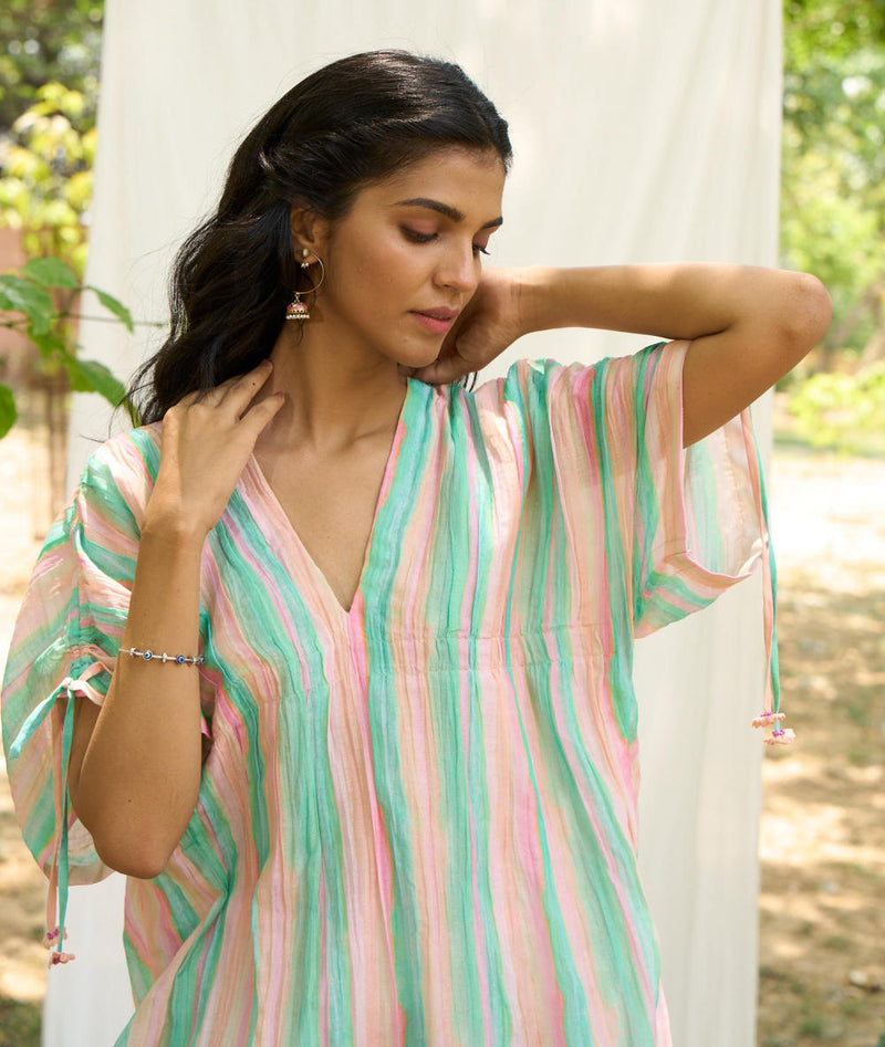 Hummingbird Kurta Set-Peach silk by Priti Prashant in multi color for women Worldwide