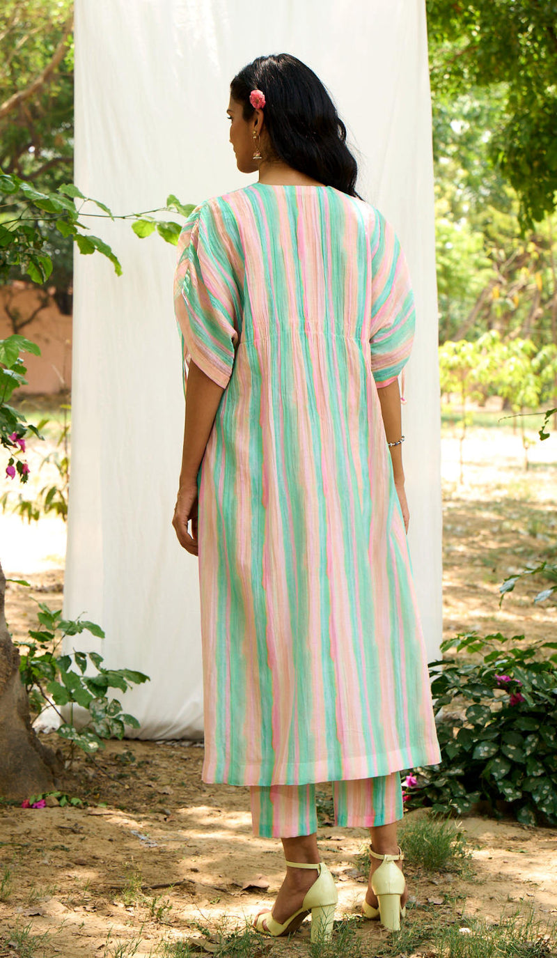 Hummingbird Kurta Set-Peach silk by Priti Prashant in multi color for women Worldwide