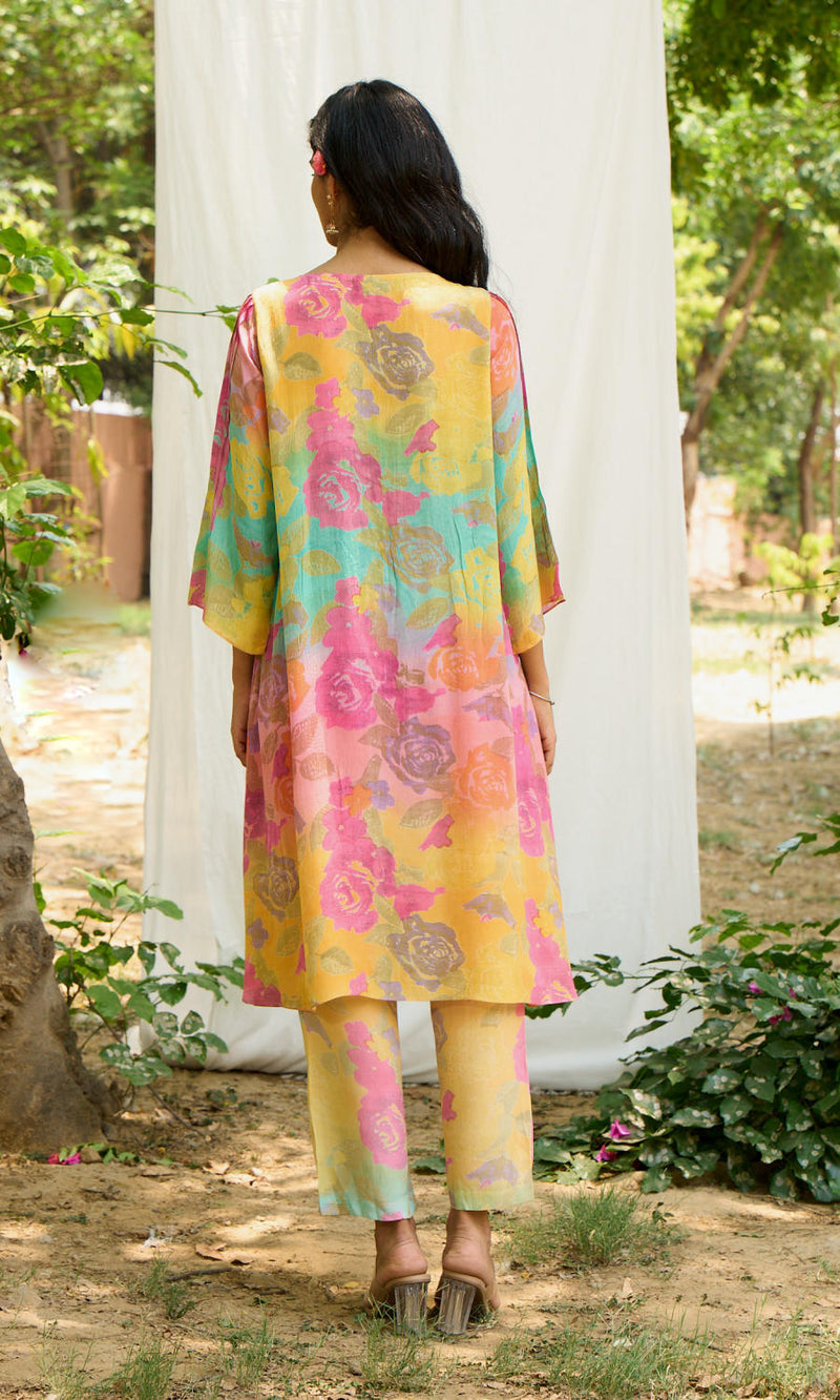 Goraiya Kurta Set mul by Priti Prashant in multi color for women Worldwide