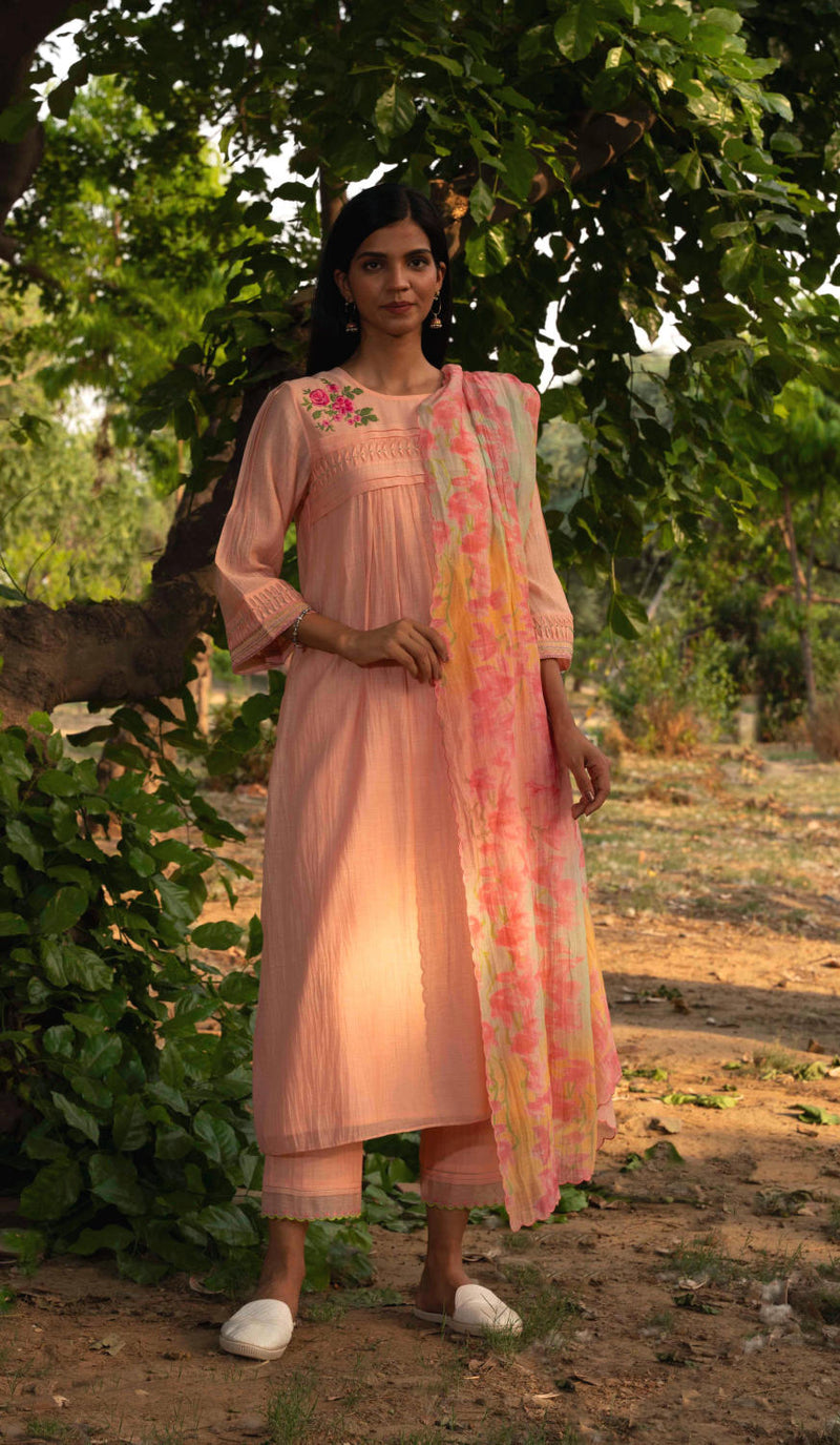 Maina Kurta Set-Peach silk by Priti Prashant in peach color for women Worldwide