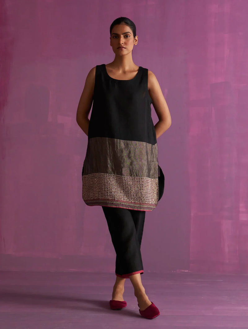 Irum Hand-Embroidered Kurta Set - Black linen by Manan in black color for women Worldwide