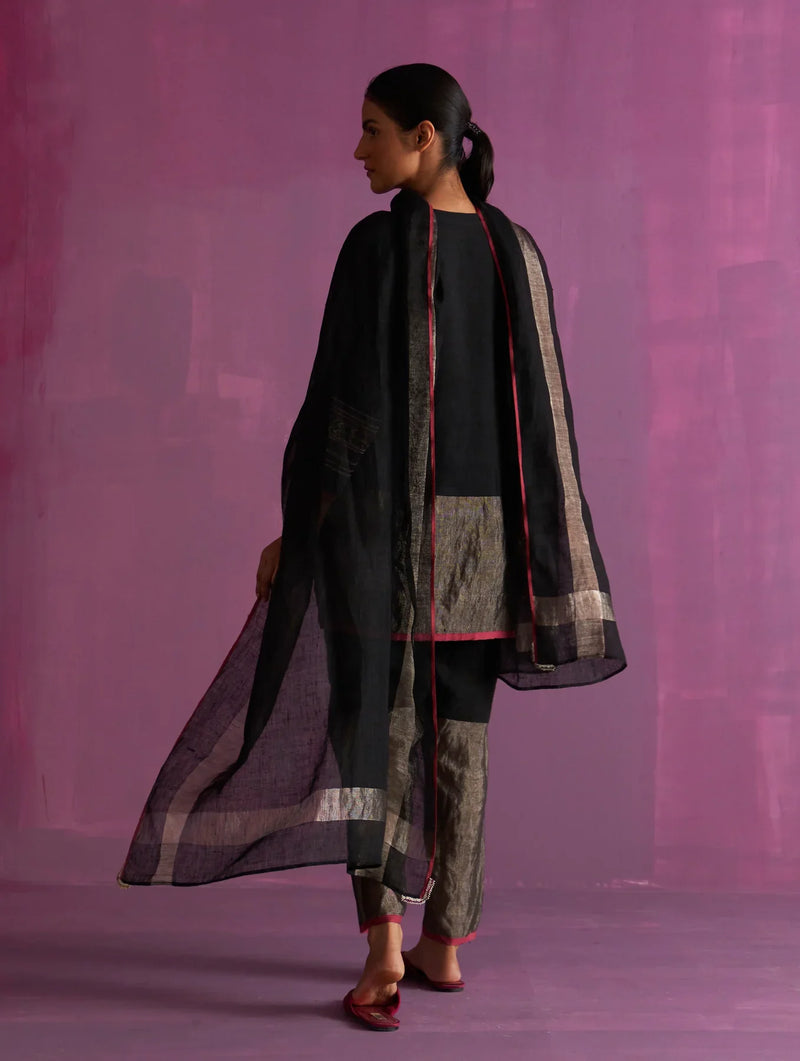 Cyra Hand-Embroidered Kurta Set - Black linen by Manan in black color for women Worldwide