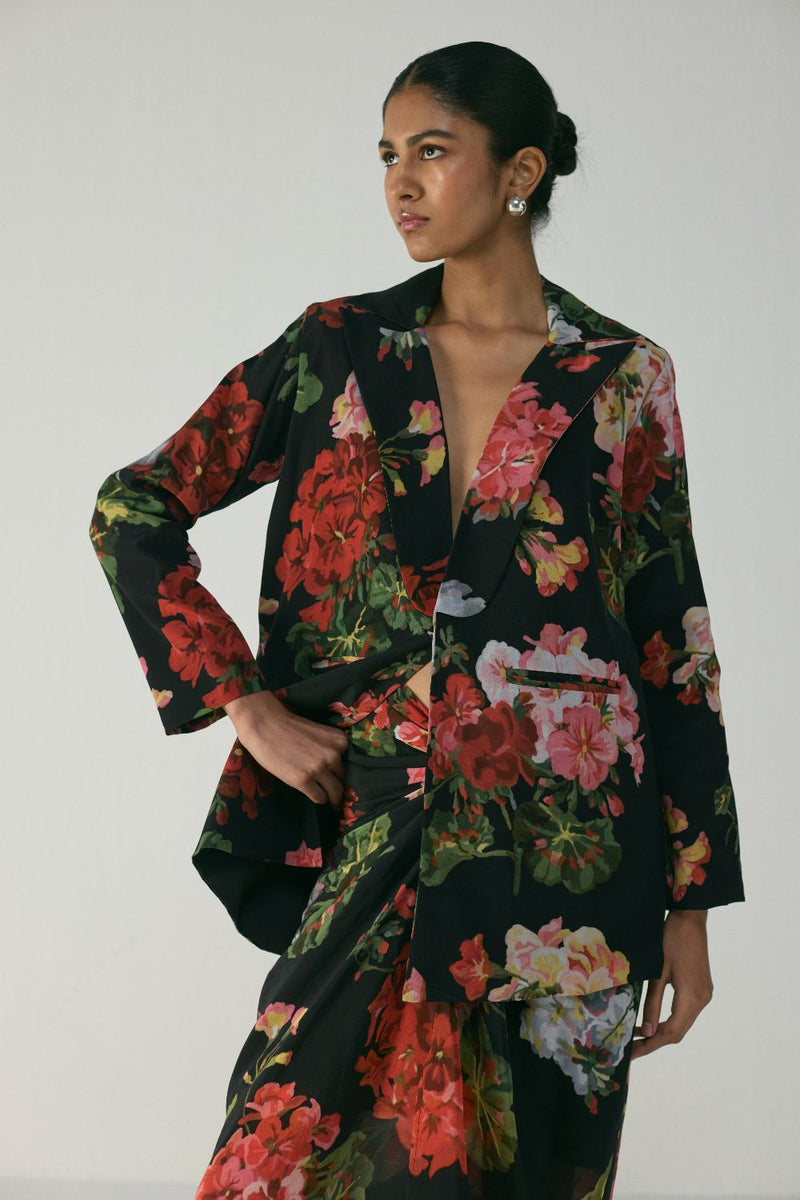 BLOODY MARY BLAZER & KNOTTED SKIRT SET by Yam in black color for women Worldwide