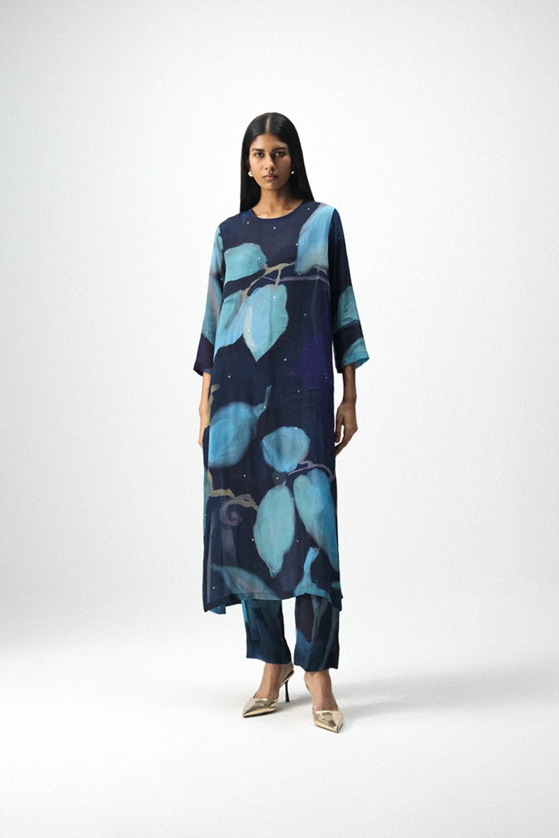 BLUE LAGOON MUKAISH EMBROIDERED KURTA SET by Yam in blue color for women Worldwide