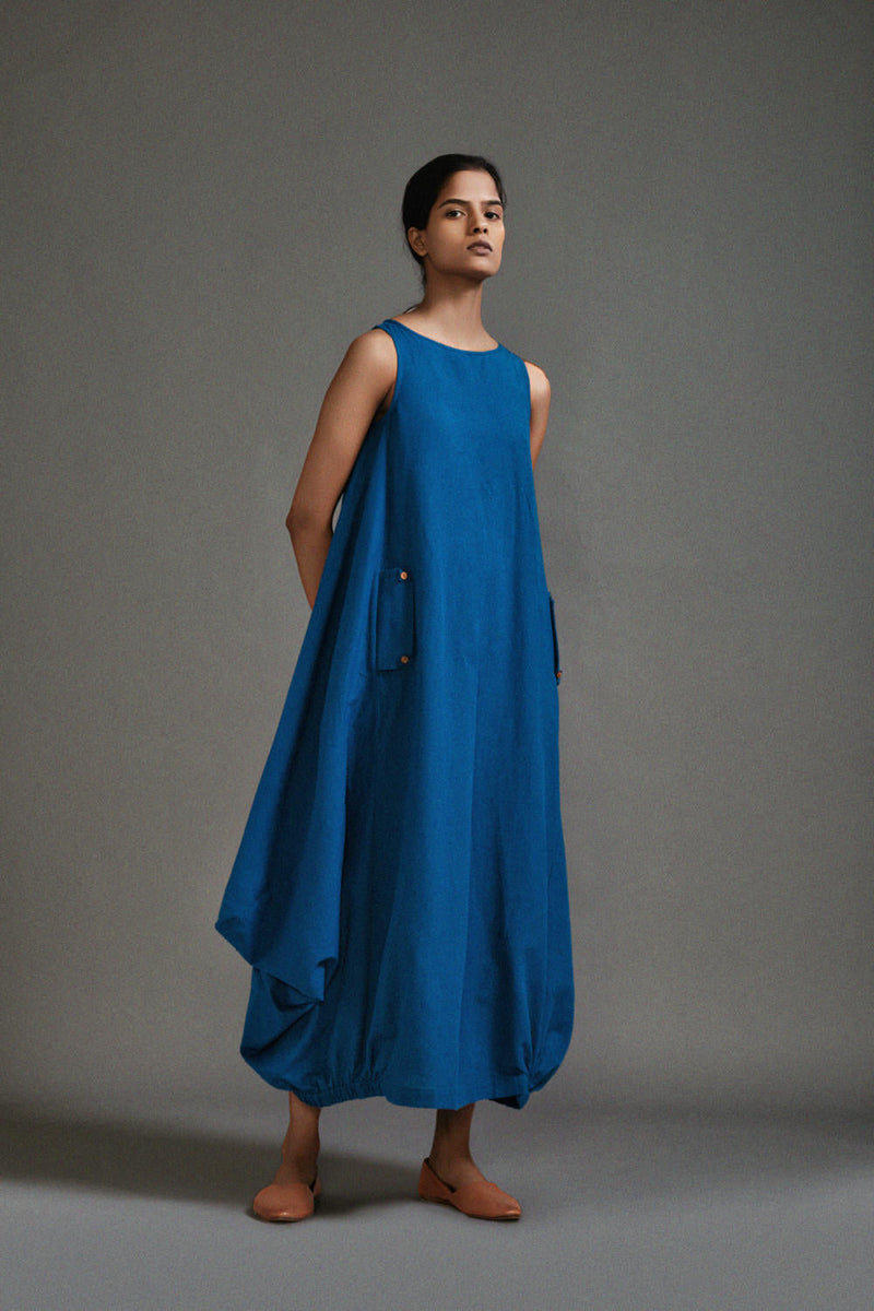 Blue New Vari Aakar cotton by Mati in blue color for women Worldwide
