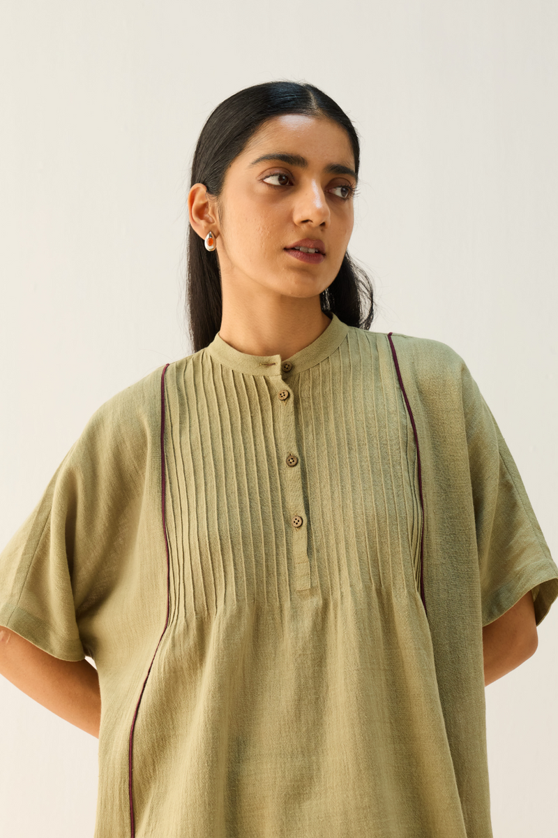 Bold Heart Handspun Handwoven Organic Cotton Shirt cotton by Sui in green color for women Worldwide