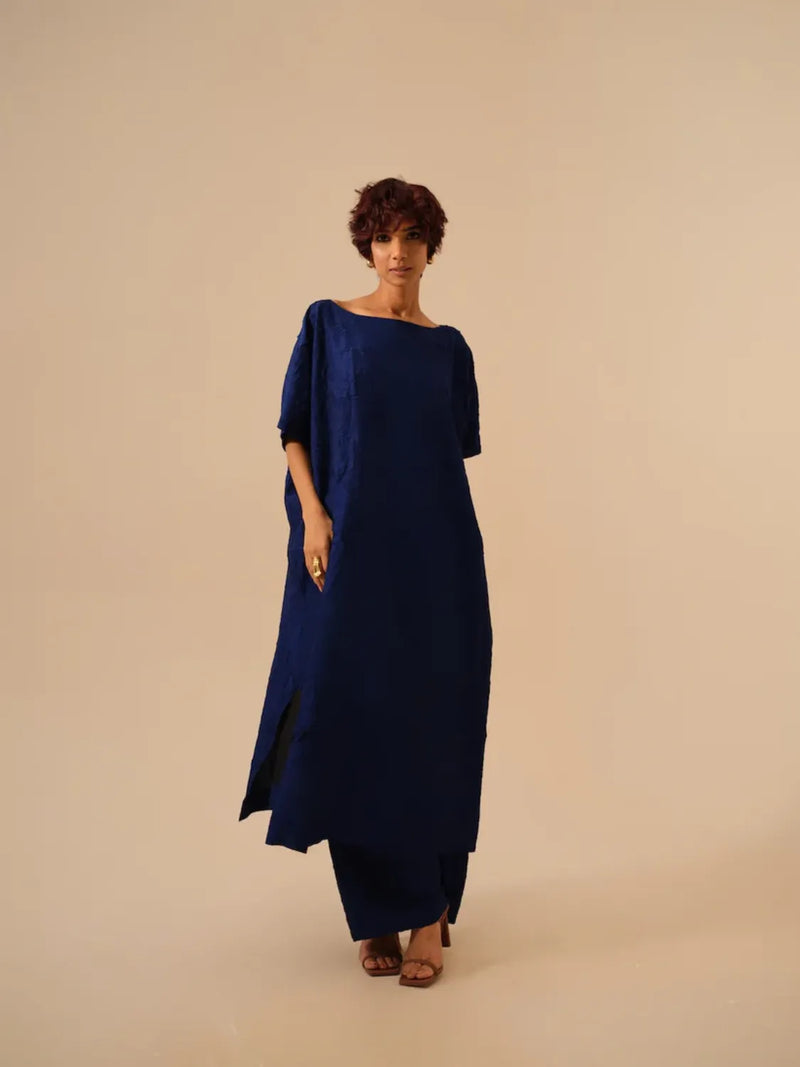 Brook Tunic-Electric Blue crushed silk kaftans and tunics by Stoique in blue for women Worldwide