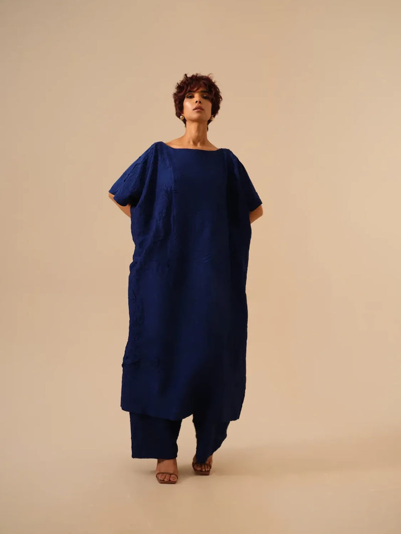 Brook Tunic-Electric Blue crushed silk kaftans and tunics by Stoique in blue for women Worldwide