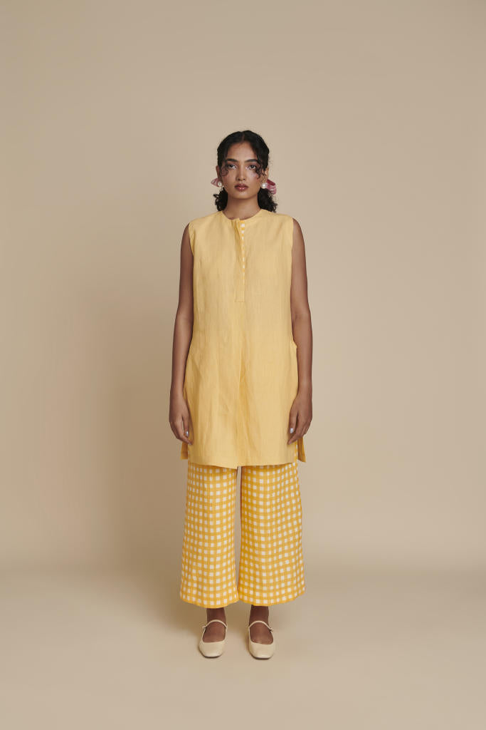 Butterscotch Linen Sleeveless Kurta Set