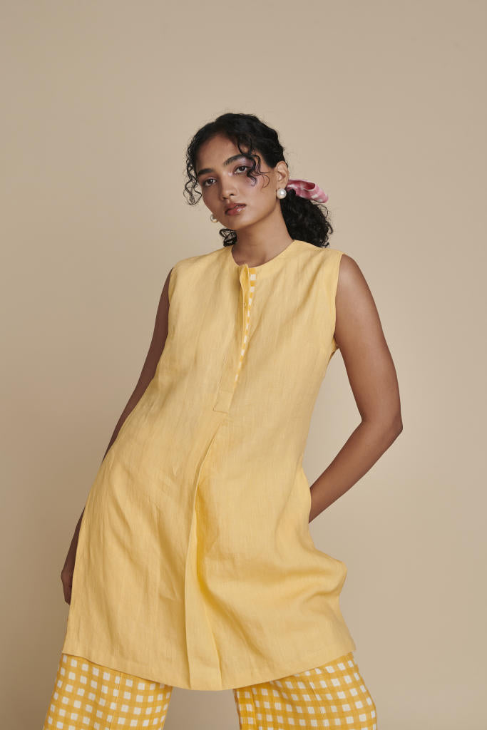 Butterscotch Linen Sleeveless Kurta Set