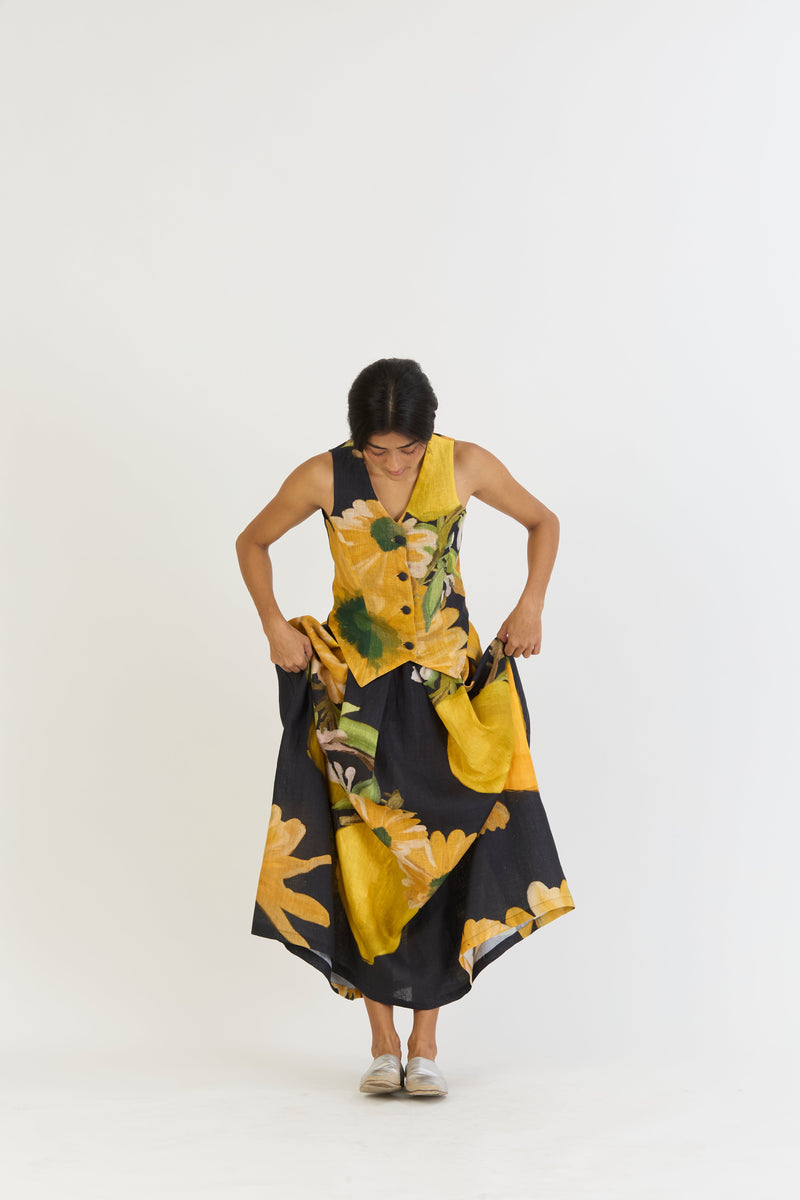 POMELLO WAISTCOAT AND BOX PLEAT SKIRT SET by Yam in yellow color for women Worldwide