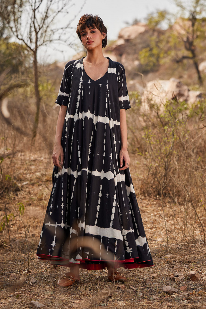 Kala Shahad cotton by Khara Kapas in black for women Worldwide