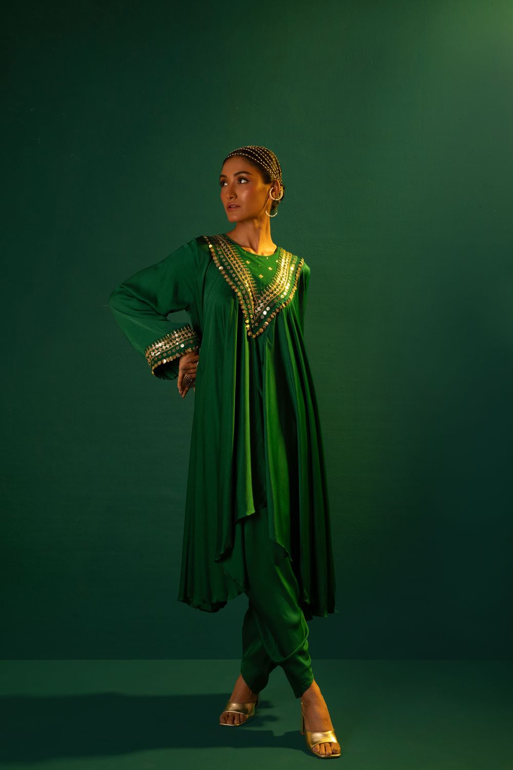 Chamakeen Mahi Green Asymmetrical Kurta Set