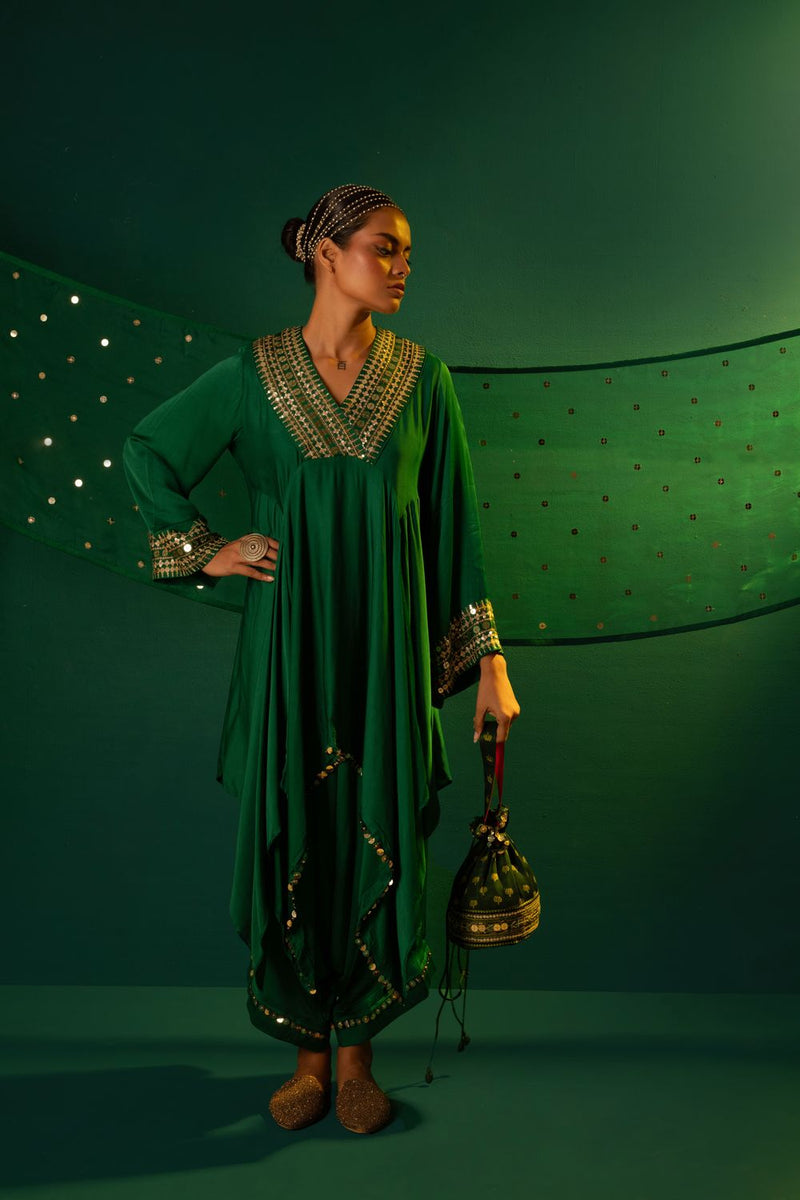 Chamakeen Ariyana Green Asymmetrical Tunic Set with Dupatta satin by PRAHNAAYA in green color for women Worldwide