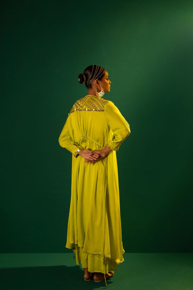 Chamakeen Anti Fit Kurta with oversized pant satin by PRAHNAAYA in green color for women Worldwide