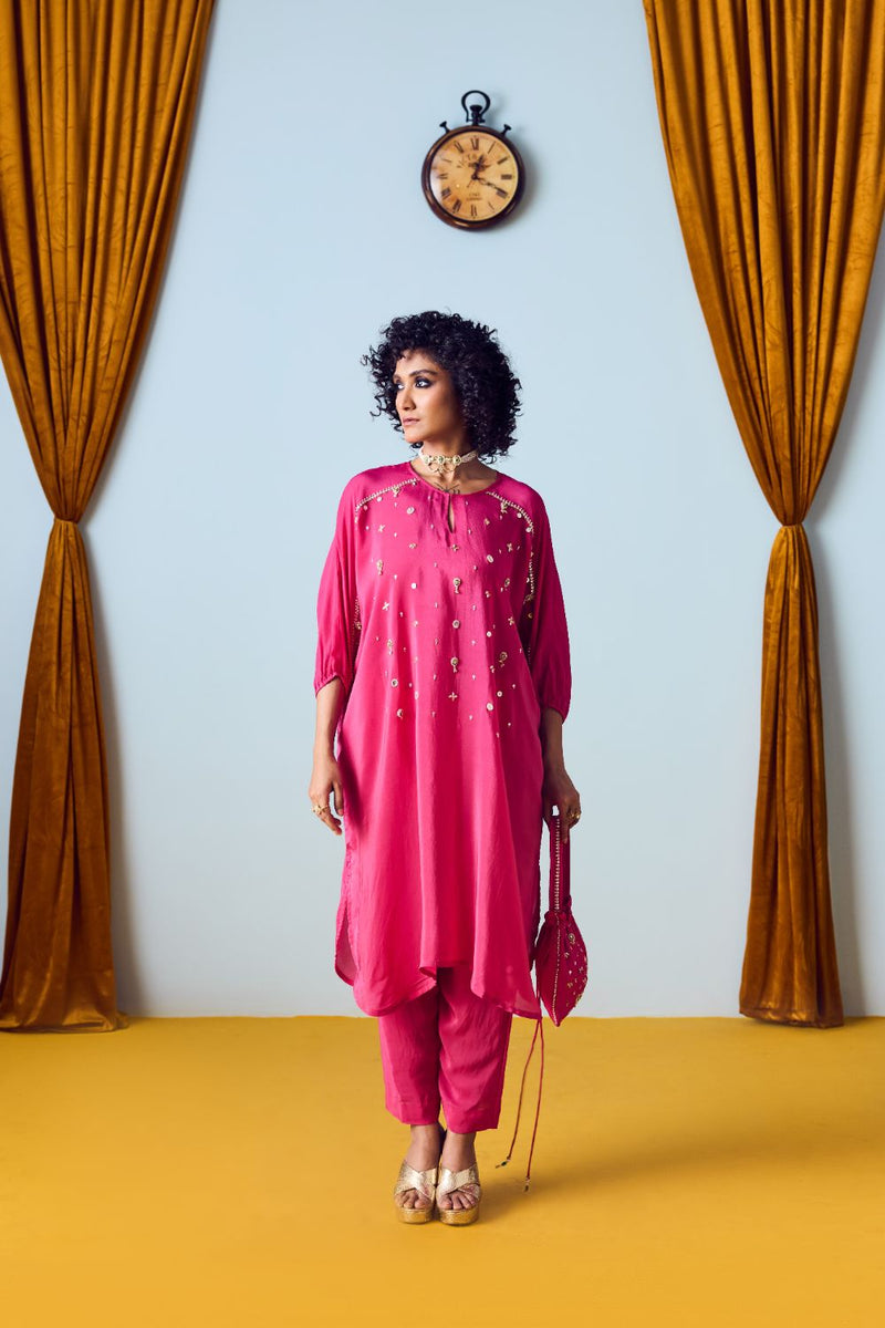 Shee Festive Hand-Embroidered Relaxed Kurta Set with Straight Pants silk by PRAHNAAYA in pink color for women Worldwide