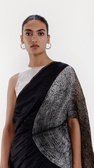 THE HANDSFREE SAREE - METALLIC BLACK AND IVORY