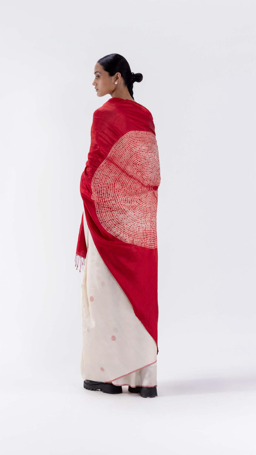 ORBIT JAMDANI SAREE - IVORY/RED