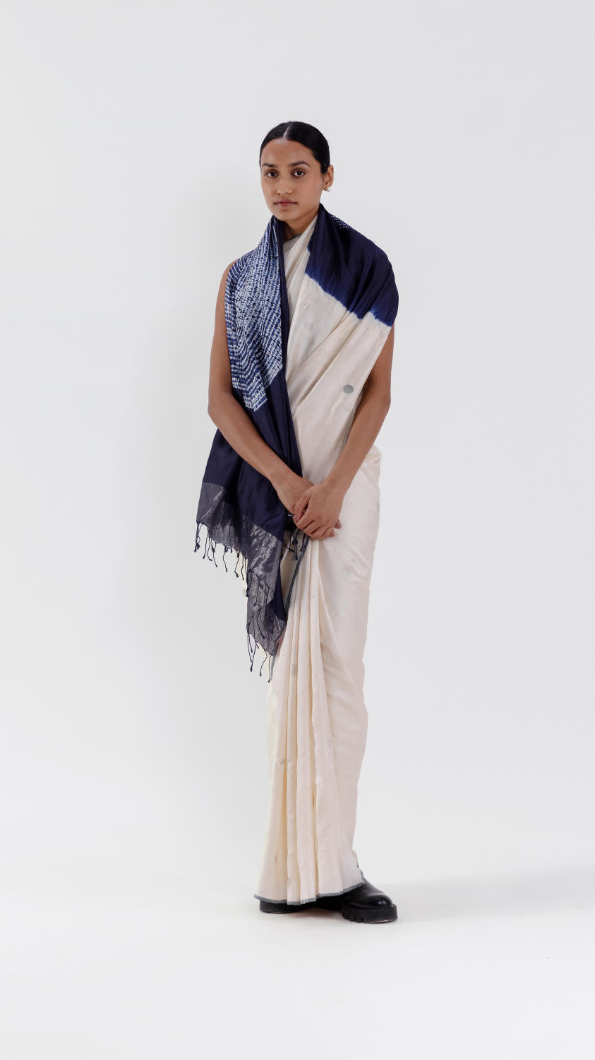 ORBIT JAMDANI SAREE - IVORY/NAVY