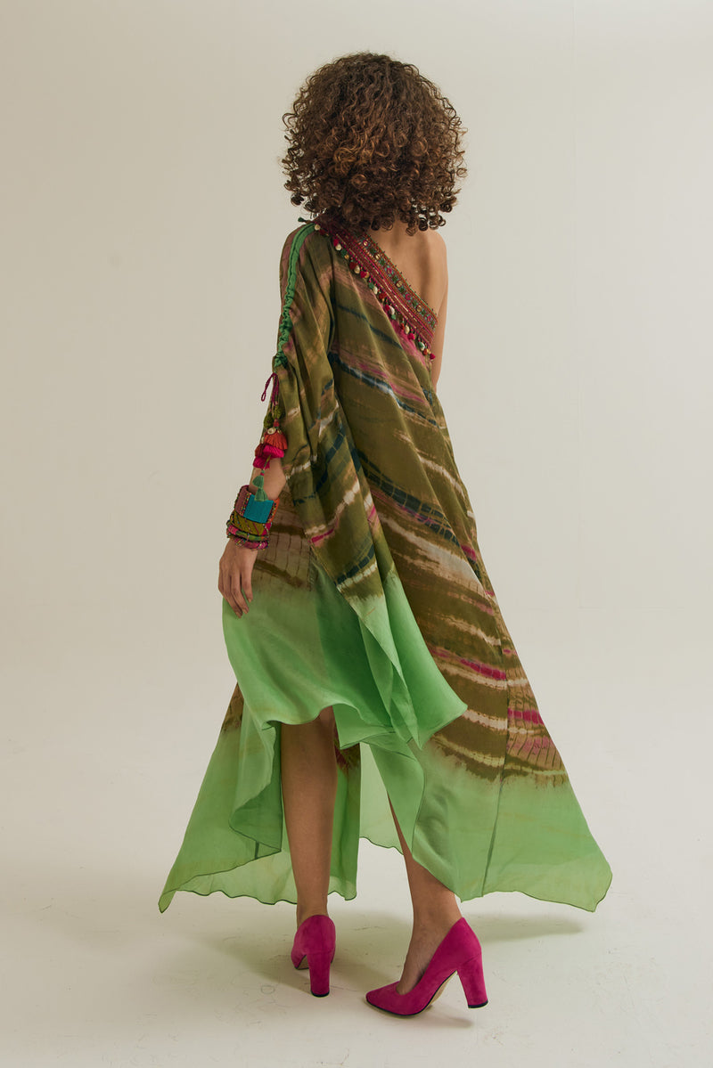 Heather Dress habutai silk dress by Capisvirleo in pink for women Worldwide