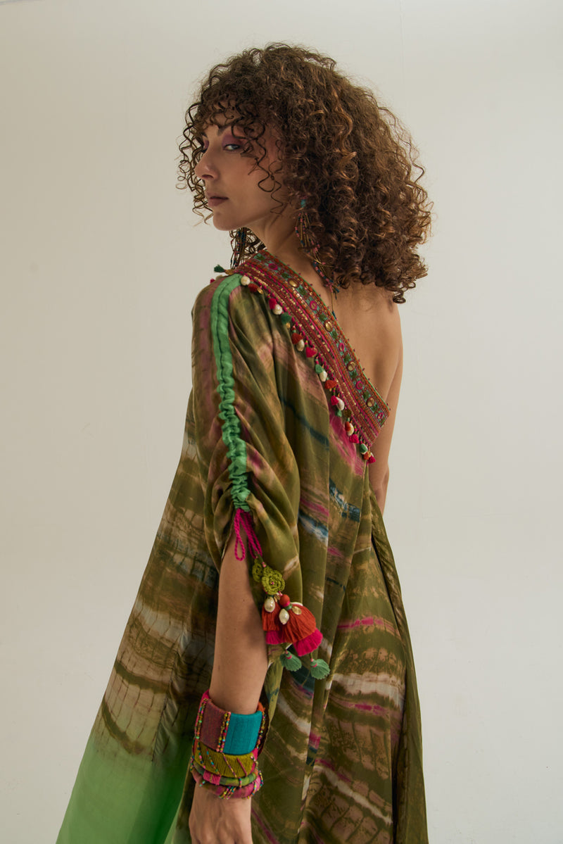Heather Dress habutai silk dress by Capisvirleo in pink for women Worldwide