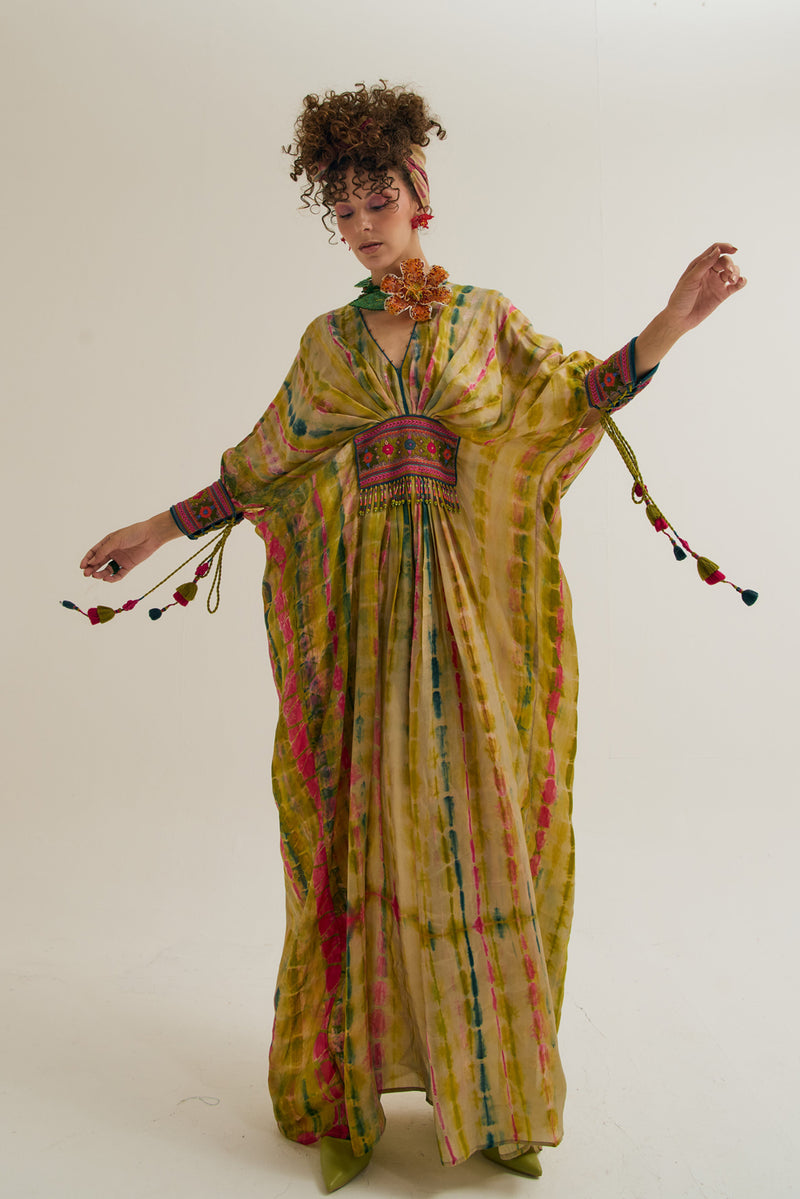 Daisy Kaftan habutai silk tunics/kaftan by Capisvirleo in off white for women Worldwide