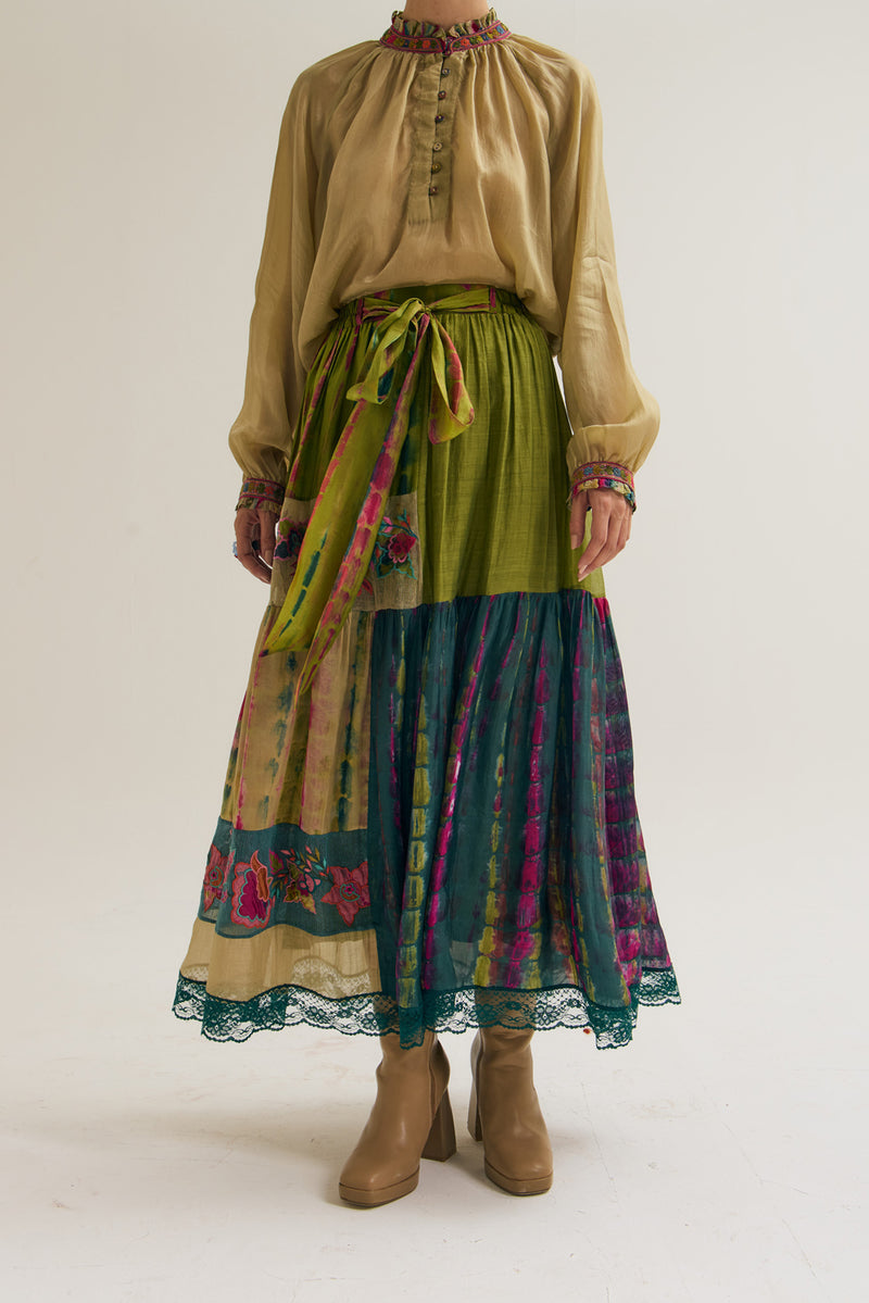 Amala Skirt habutai silk,jute,chanderi skirt by Capisvirleo in pink for women Worldwide