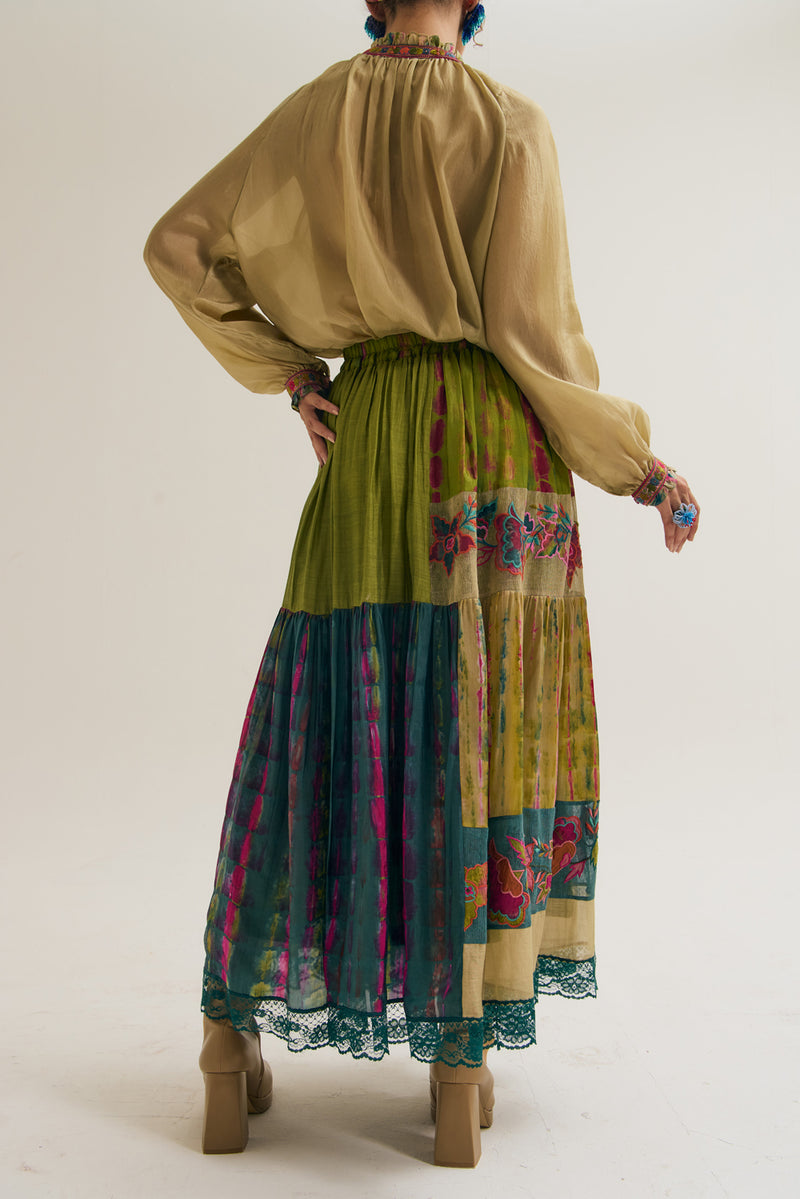 Amala Skirt habutai silk,jute,chanderi skirt by Capisvirleo in pink for women Worldwide