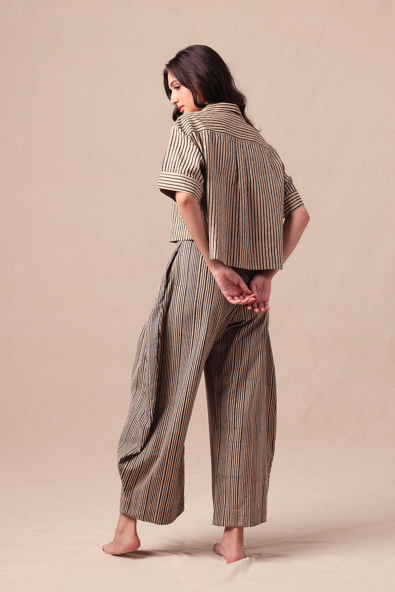 Charcoal Striped Ekin Crop Shirt & Barrel Pants Co-Ord Set (2 PCS) cotton co-ord set by Mati in black for women Worldwide