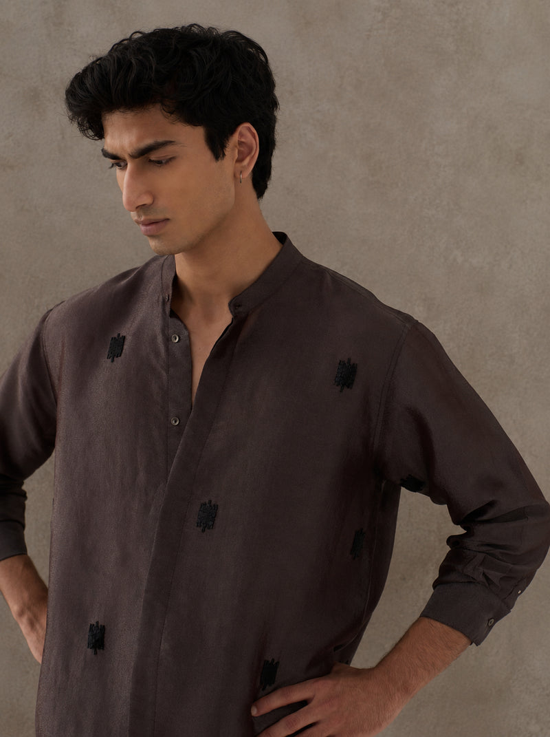 Hand Emb. Detail Band Collar Shirt tissue shirt by THREE Men in dark brown for men Worldwide