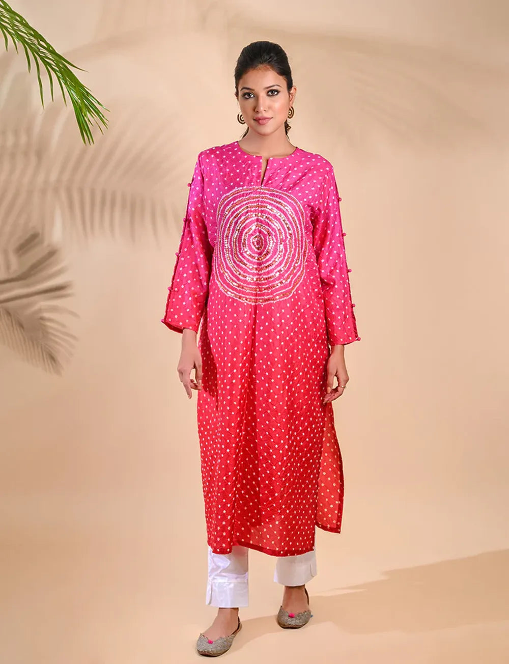 CIRCLE SEQUENCE KURTA-PINK RED SHADED